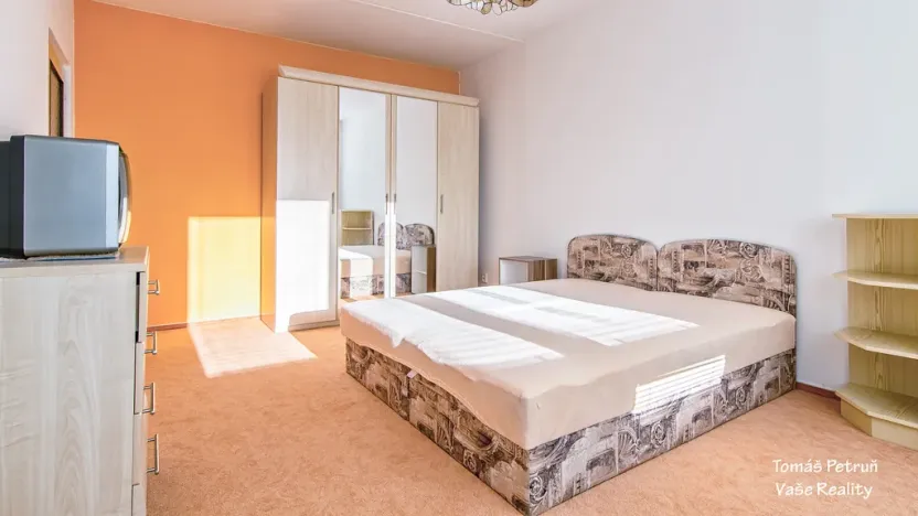 Pronájem bytu 2+1, Hradec Králové - Moravské Předměstí, Štefánikova, 67 m2