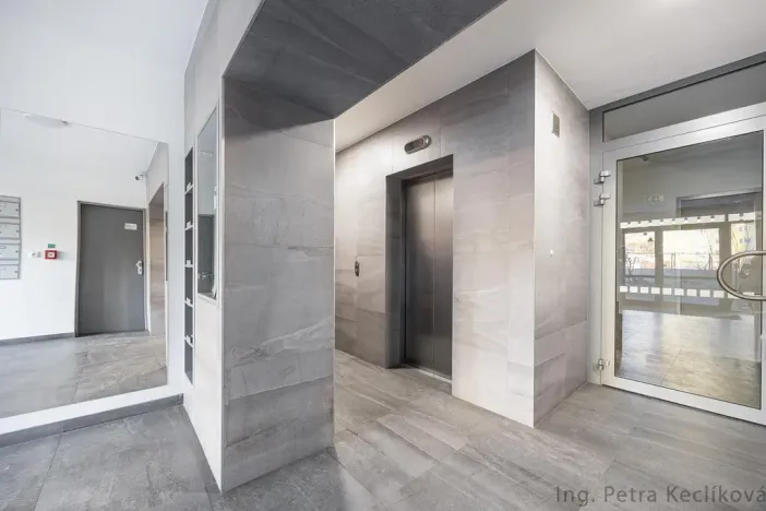 Pronájem bytu 1+kk, Brno - Staré Brno, Veletržní, 19 m2