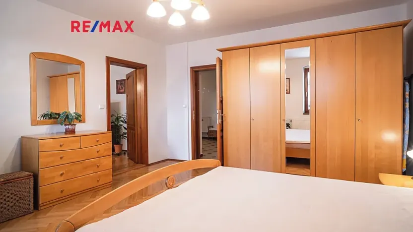 Prodej rodinného domu, Cvikov, Komenského, 298 m2