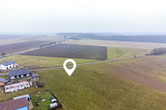 Prodej pozemku pro bydlení, Uhersko, 944 m2