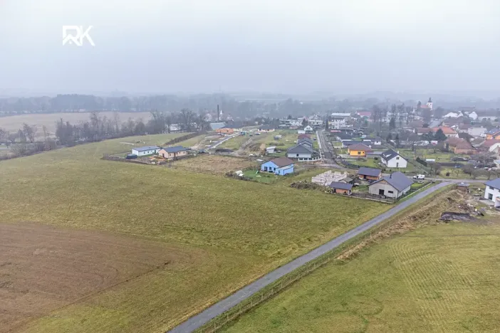 Prodej pozemku pro bydlení, Uhersko, 944 m2