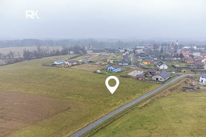 Prodej pozemku pro bydlení, Uhersko, 944 m2