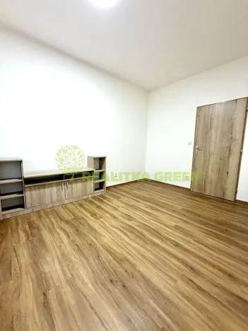 Pronájem bytu 2+1, Vsetín, Sušilova, 32 m2