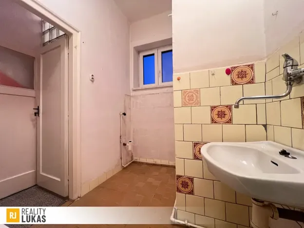 Prodej bytu 2+1, Ostrava, Korunní, 62 m2