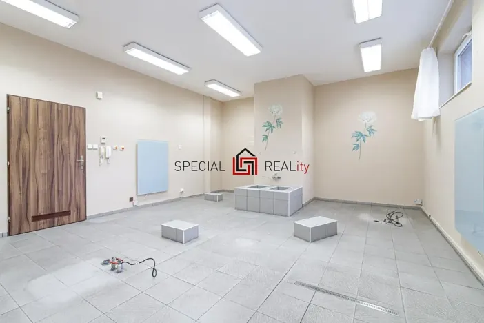 Prodej obchodního prostoru, Ostrava, U Staré elektrárny, 139 m2