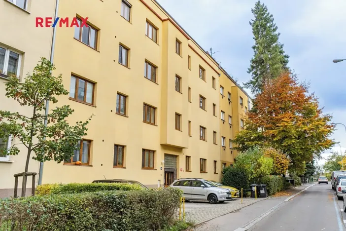 Pronájem bytu 1+kk, Praha - Michle, Počátecká, 22 m2