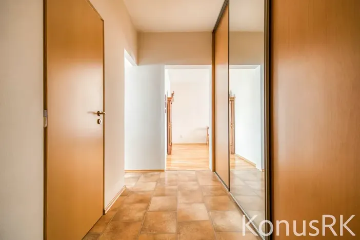 Prodej bytu 2+1, Praha - Malešice, Chotutická, 55 m2