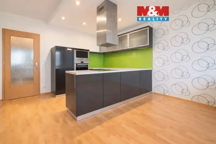 Pronájem bytu 3+kk, Praha, Pod Haltýřem, 77 m2