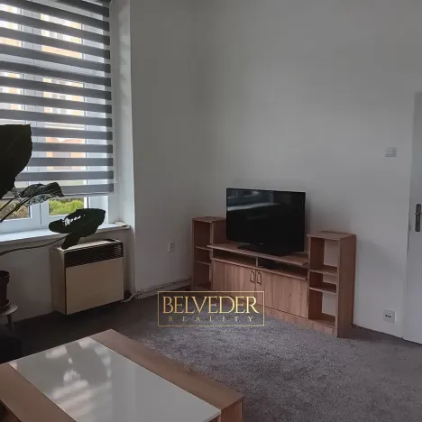 Pronájem bytu 1+1, Teplice, Americká, 38 m2