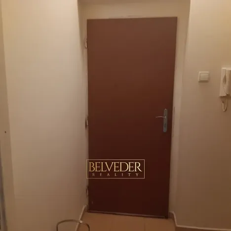 Pronájem bytu 1+1, Teplice, Americká, 38 m2