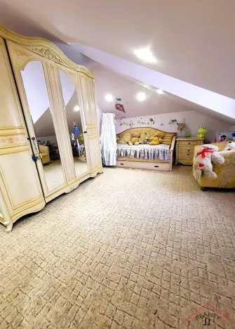 Prodej rodinného domu, Ohrobec, 590 m2