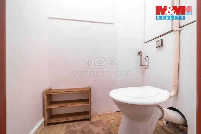 Pronájem bytu 1+1, Plzeň - Doubravka, Smrková, 42 m2