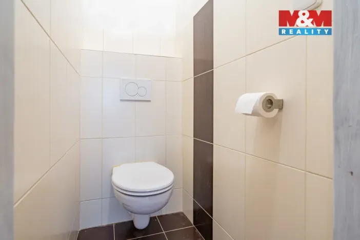 Prodej rodinného domu, Třešť, Roštýnská, 320 m2