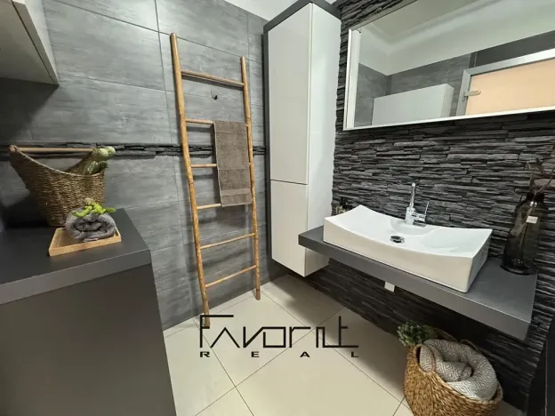 Prodej bytu 3+kk, Ostrava, U Soudu, 94 m2