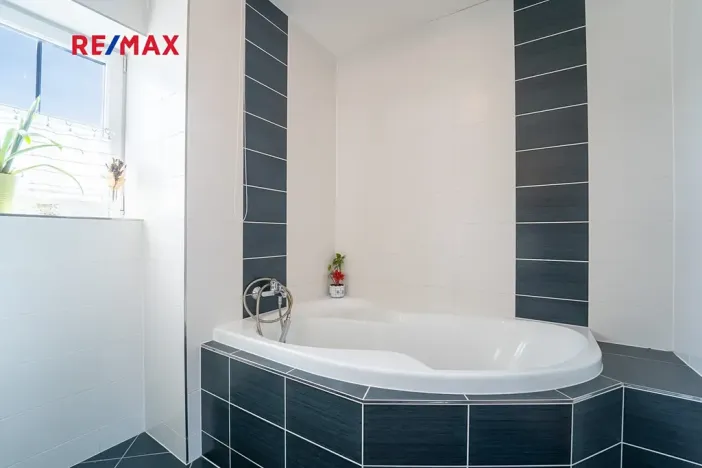 Prodej rodinného domu, Měchenice, Na Vyhlídce, 246 m2