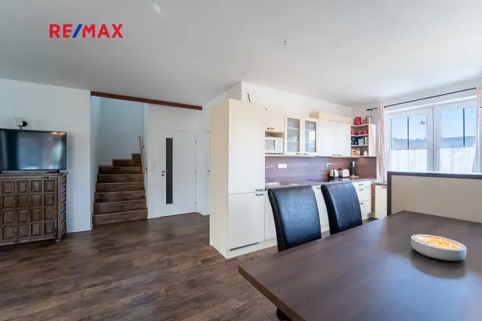 Prodej rodinného domu, Měchenice, Na Vyhlídce, 246 m2