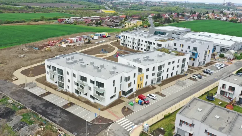 Prodej obchodního prostoru, Praha - Dolní Počernice, Černodolská, 101 m2