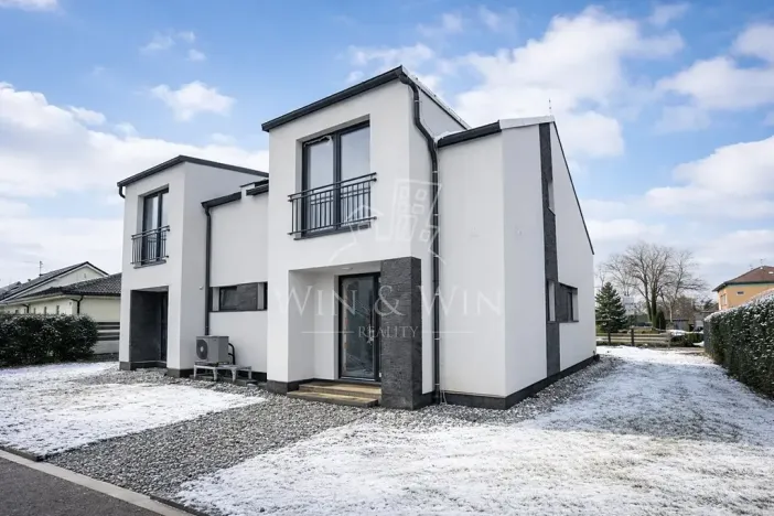 Prodej rodinného domu, Chrášťany, 119 m2