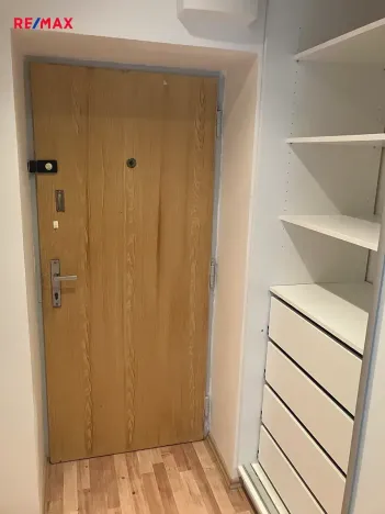 Pronájem bytu 1+1, Kladno, Sevastopolská, 29 m2