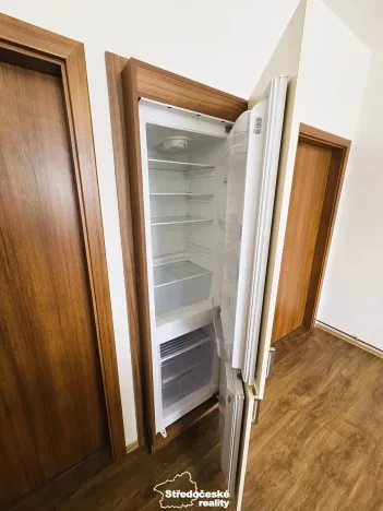 Pronájem bytu 1+kk, Praha - Holešovice, V zákoutí, 32 m2