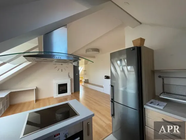 Pronájem bytu 4+kk, Staré Město, Moravní nábřeží, 100 m2