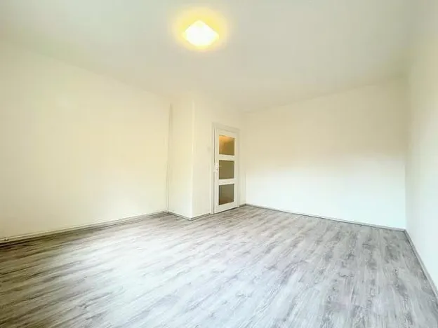 Pronájem bytu 2+kk, Liberec - Liberec I-Staré Město, nám. Žižkovo, 50 m2