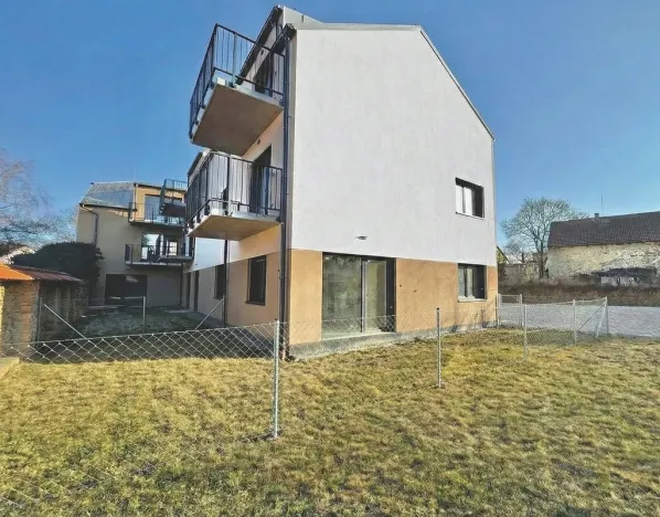 Prodej bytu 2+kk, Praha - Hlubočepy, U náhonu, 55 m2