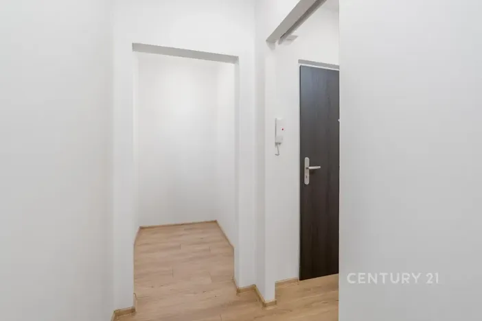 Pronájem bytu 2+1, Ústí nad Labem, U Pivovarské zahrady, 65 m2