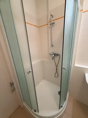 Pronájem bytu 1+kk, Praha - Hlubočepy, Miloše Havla, 36 m2