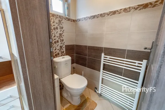 Prodej rodinného domu, Kadlín, 120 m2