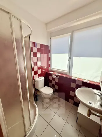 Prodej činžovního domu, Praha - Vinoř, 657 m2