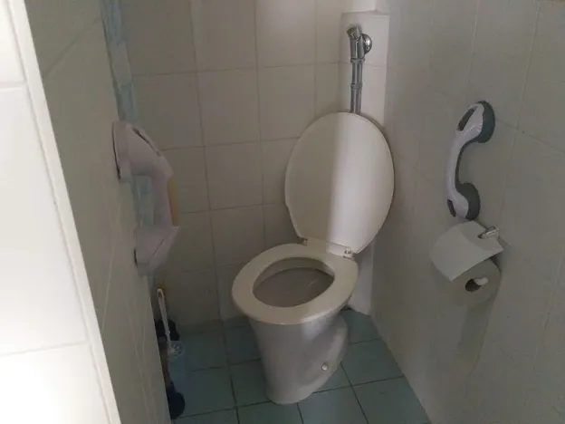 Pronájem bytu 1+kk, Praha - Troja, Olštýnská, 27 m2