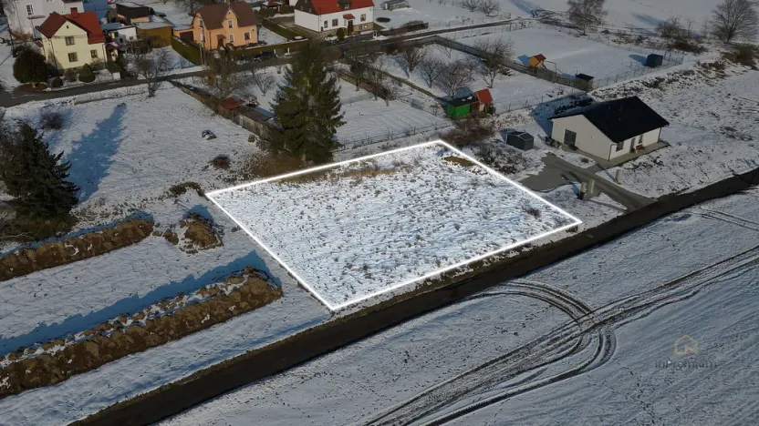 Prodej pozemku, Plesná, 913 m2