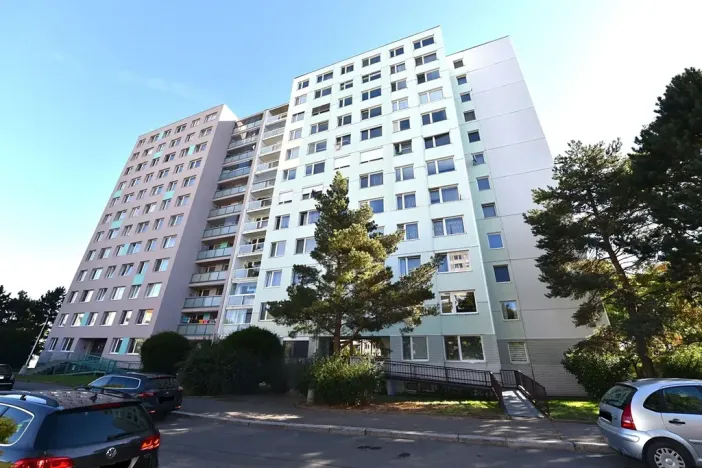 Prodej bytu 3+1, Praha - Horní Měcholupy, Boloňská, 77 m2