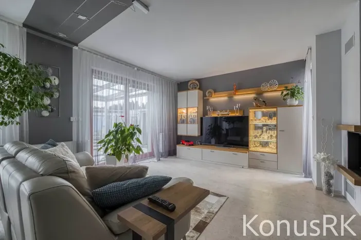 Prodej rodinného domu, Praha - Pitkovice, Lošáková, 137 m2