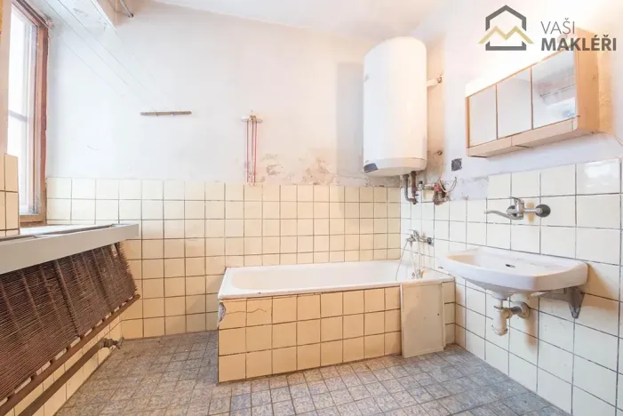 Prodej rodinného domu, Červené Janovice, 140 m2