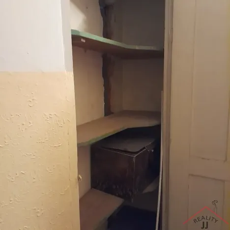 Prodej bytu 2+kk, Praha - Libeň, Zenklova, 31 m2