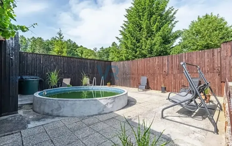 Prodej bytu 3+1, Trhové Sviny, 72 m2