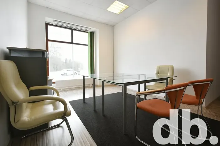 Pronájem kanceláře, Karlovy Vary, náměstí Republiky, 71 m2