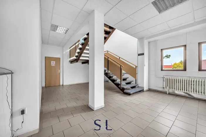 Prodej skladu, Turnov, Hruborohozecká, 2500 m2