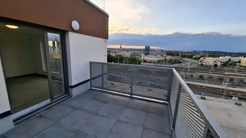 Pronájem kanceláře, Plzeň, Železniční, 73 m2