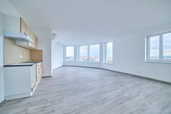 Pronájem bytu 2+kk, Plzeň, Železniční, 73 m2