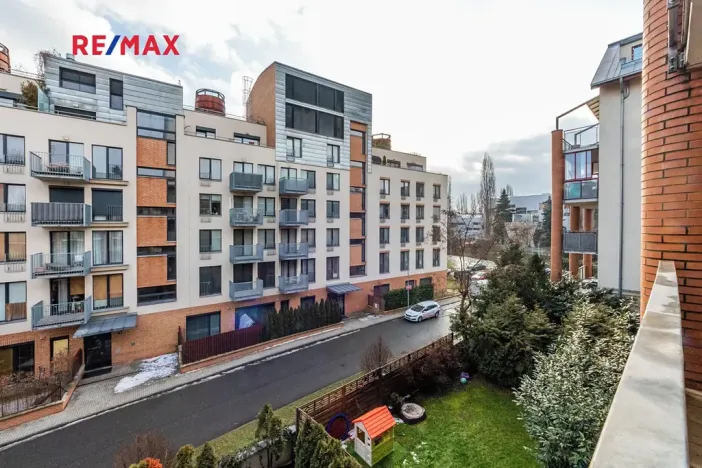 Pronájem bytu 2+kk, Praha - Dejvice, Lindleyova, 59 m2