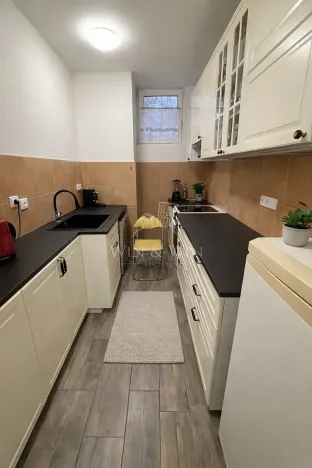 Prodej rodinného domu, Sadská, Tylova, 935 m2