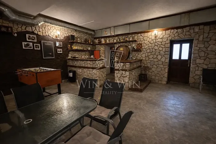 Prodej rodinného domu, Sadská, Tylova, 935 m2