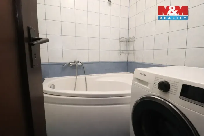 Pronájem bytu 2+1, Ostrov, Tylova, 68 m2