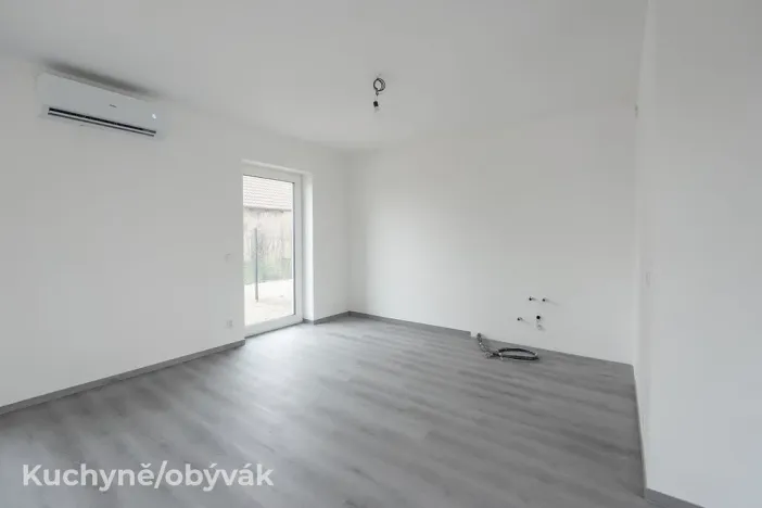 Prodej bytu 3+kk, Skorkov - Podbrahy, 103 m2