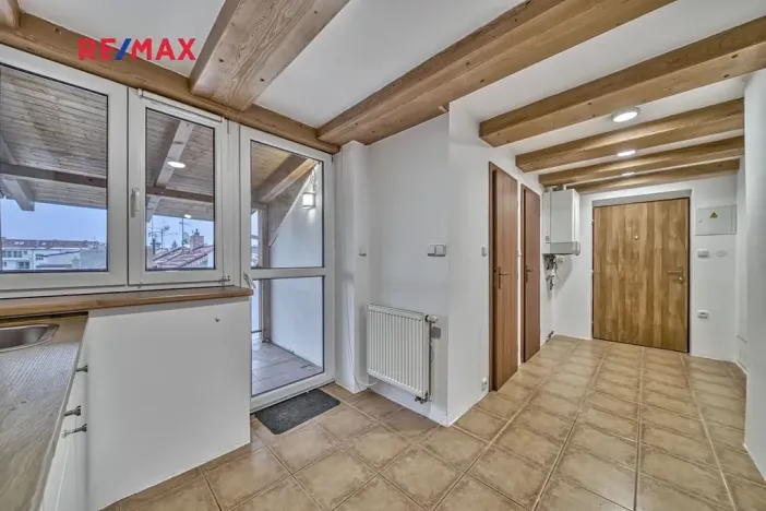 Prodej bytu 2+1, Poděbrady, Dr. Beneše, 68 m2