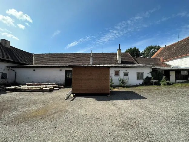 Dražba rodinného domu, Chvalovice, 516 m2