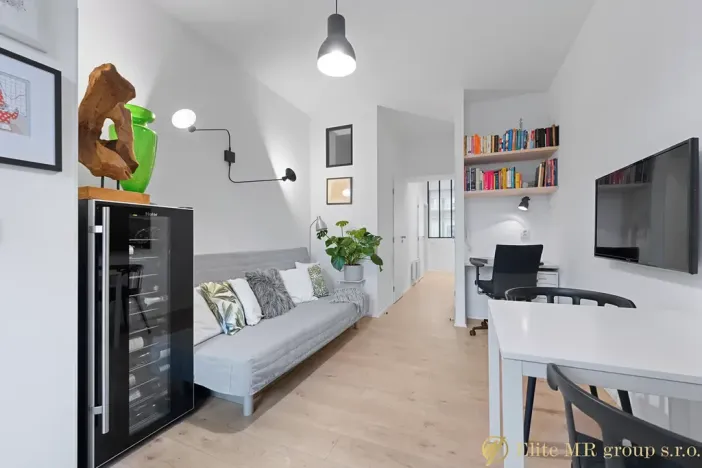 Prodej bytu 2+kk, Praha - Holešovice, Dobrovského, 40 m2